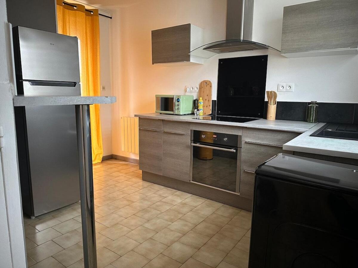 Maison Seventies Climatisee, Parking Prive Chablis Luaran gambar
