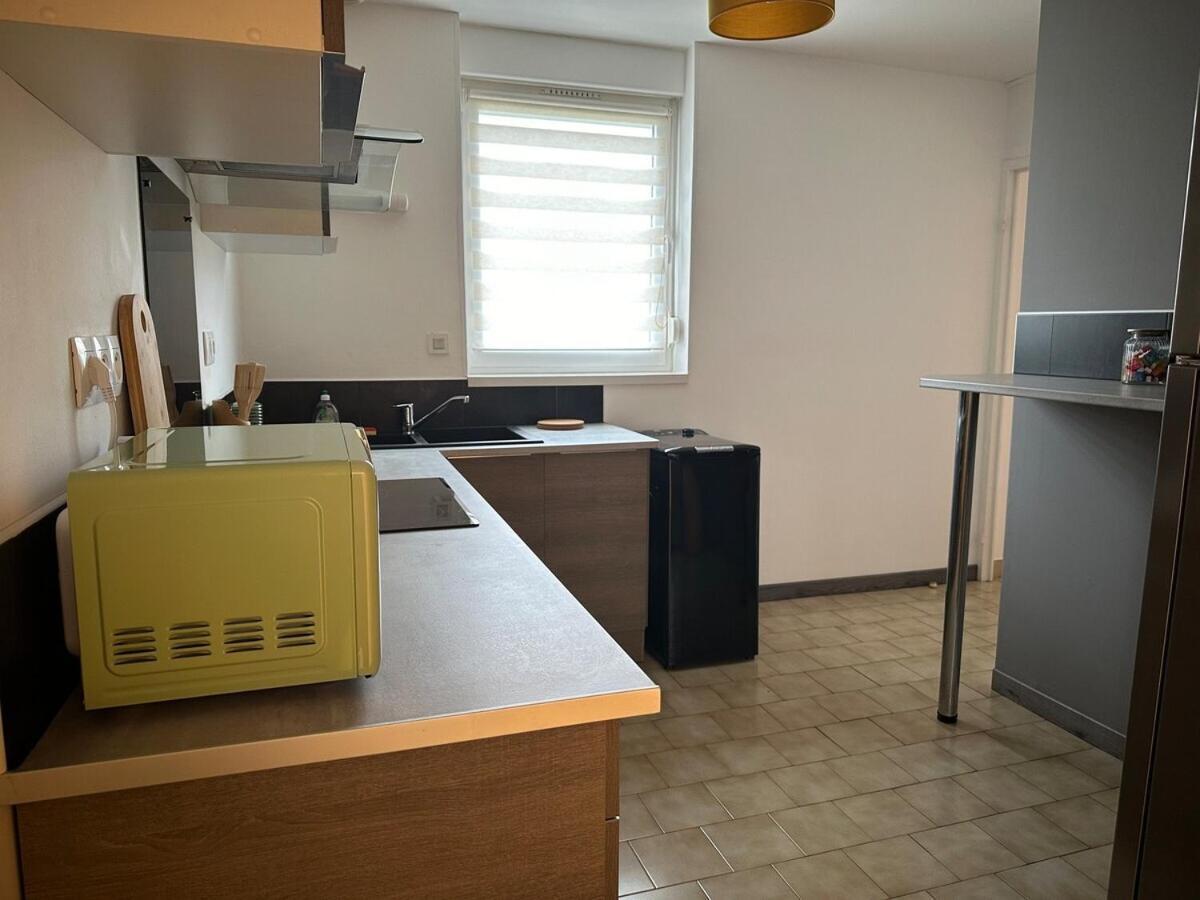Maison Seventies Climatisee, Parking Prive Chablis Luaran gambar